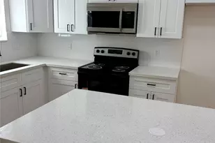 9711 Pelsey A-B St, Houston, TX 77029 - Photo 4