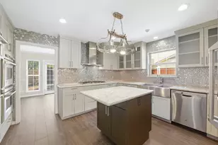 219 Big Hollow Ln, Houston, TX 77042 - Photo 14