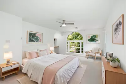 710 W 10th Street, Houston, TX 77008 - Photo 14