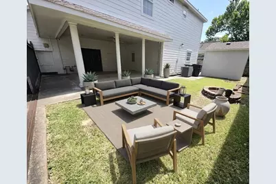 710 W 10th Street, Houston, TX 77008 - Photo 28
