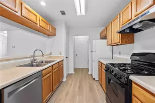 9631 Secretariat Dr, Houston, TX 77065 - Photo 16