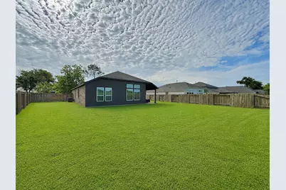 307 Twin Lakes Blvd West, West Columbia, TX 77486 - Photo 30