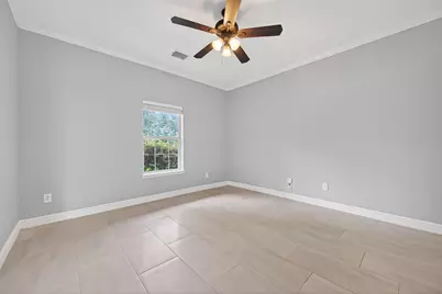 1919 Meadow Edge Lane, Spring, TX 77388 - Photo 10