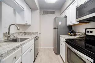 250 El Dorado Blvd, Houston, TX 77598 - Photo 8