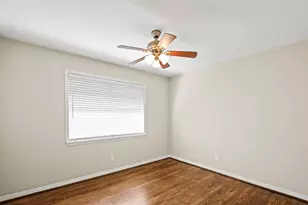 8729 Dunlap St, Houston, TX 77074 - Photo 8
