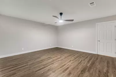 4702 Spring Lane, Baytown, TX 77521 - Photo 24