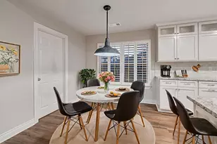 4702 Spring Ln, Baytown, TX 77521 - Photo 10