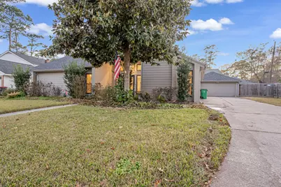 4702 Spring Lane, Baytown, TX 77521 - Photo 2