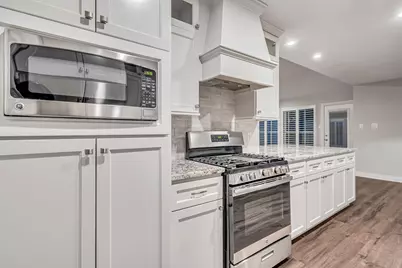 4702 Spring Lane, Baytown, TX 77521 - Photo 14