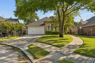 28510 Rustic Pines Ct, Spring, TX 77386 - Photo 2
