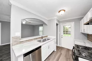 6817 Anderson St, Texas City, TX 77591 - Photo 14