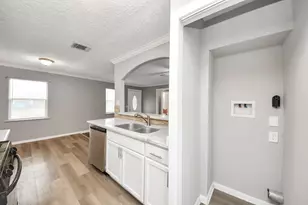 6817 Anderson St, Texas City, TX 77591 - Photo 16