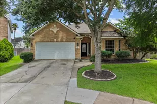 314 Diamond Bay Dr, Dickinson, TX 77539 - Photo 1