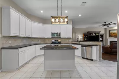 314 Diamond Bay Drive, Dickinson, TX 77539 - Photo 8