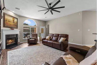 314 Diamond Bay Drive, Dickinson, TX 77539 - Photo 12