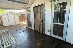 7410 Ilex St, Houston, TX 77012 - Photo 2