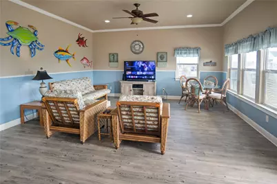 1343 Sunrise, Crystal Beach, TX 77650 - Photo 20