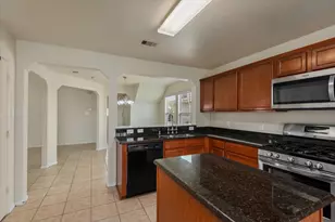 8723 Summerset Meadow Ct, Houston, TX 77075 - Photo 10