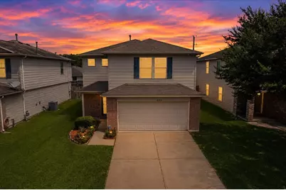8723 Summerset Meadow Court, Houston, TX 77075 - Photo 1