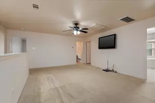 8723 Summerset Meadow Ct, Houston, TX 77075 - Photo 22