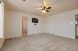 8723 Summerset Meadow Ct, Houston, TX 77075 - Photo 16