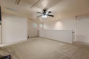 8723 Summerset Meadow Ct, Houston, TX 77075 - Photo 24