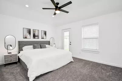 5125 Chennault Street #A/B, Houston, TX 77033 - Photo 12