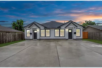5125 Chennault Street #A/B, Houston, TX 77033 - Photo 1