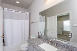 1536 Dian St, Houston, TX 77008 - Photo 22