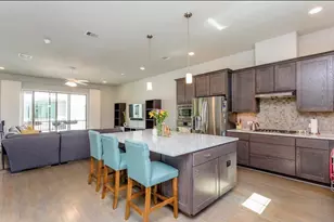 1536 Dian St, Houston, TX 77008 - Photo 6