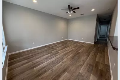 3118 Barberry Drive #B, Houston, TX 77051 - Photo 4