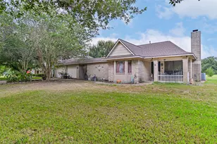 7003 Amie Ln, Pearland, TX 77584 - Photo 4