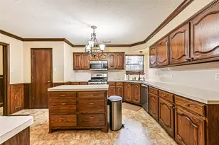 7003 Amie Ln, Pearland, TX 77584 - Photo 10