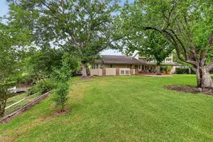8215 Amber Cove Dr, Humble, TX 77346 - Photo 36