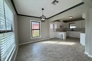 1214 W 5th St, Freeport, TX 77541 - Photo 8