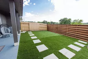 3814 Singing Coast Path, Houston, TX 77082 - Photo 4