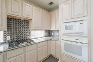 5911 Brook Bend Dr, Sugar Land, TX 77479 - Photo 12