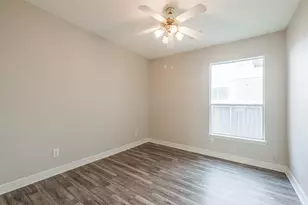 5911 Brook Bend Dr, Sugar Land, TX 77479 - Photo 22