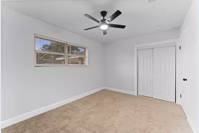 8427 Guinevere Street, Houston, TX 77029 - Photo 10