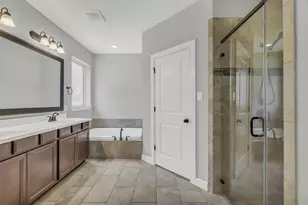 100 Castlegate Ln, Houston, TX 77065 - Photo 18