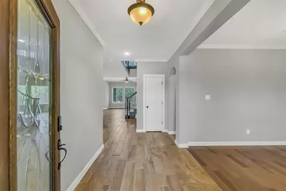 100 Castlegate Lane, Houston, TX 77065 - Photo 2