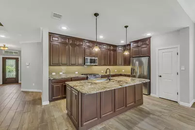 100 Castlegate Lane, Houston, TX 77065 - Photo 6