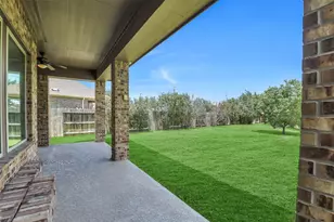 100 Castlegate Ln, Houston, TX 77065 - Photo 32