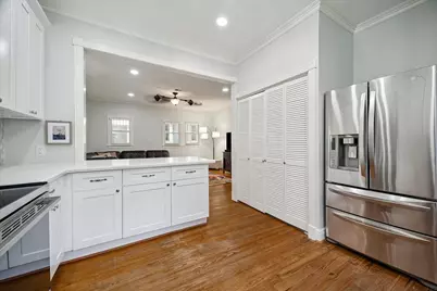 412 W 22nd Street, Houston, TX 77008 - Photo 12