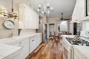 7525 Del Monte Dr, Houston, TX 77063 - Photo 12