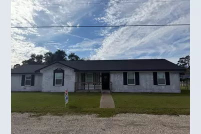 90 Live Oak Street, Coldspring, TX 77331 - Photo 1