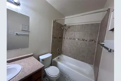 9700 Leawood Boulevard #1113, Houston, TX 77099 - Photo 10