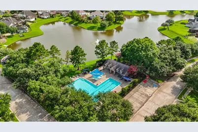3406 Castle Pond Court, Pearland, TX 77584 - Photo 40