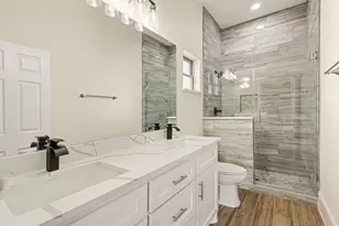 1019 Ellington St, Houston, TX 77088 - Photo 10