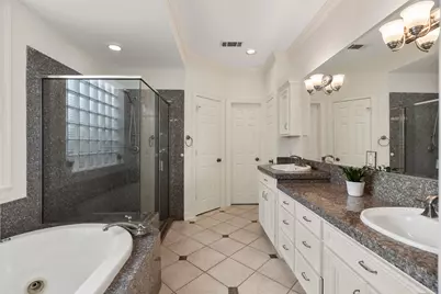 5321 Pocahontas Street, Bellaire, TX 77401 - Photo 44